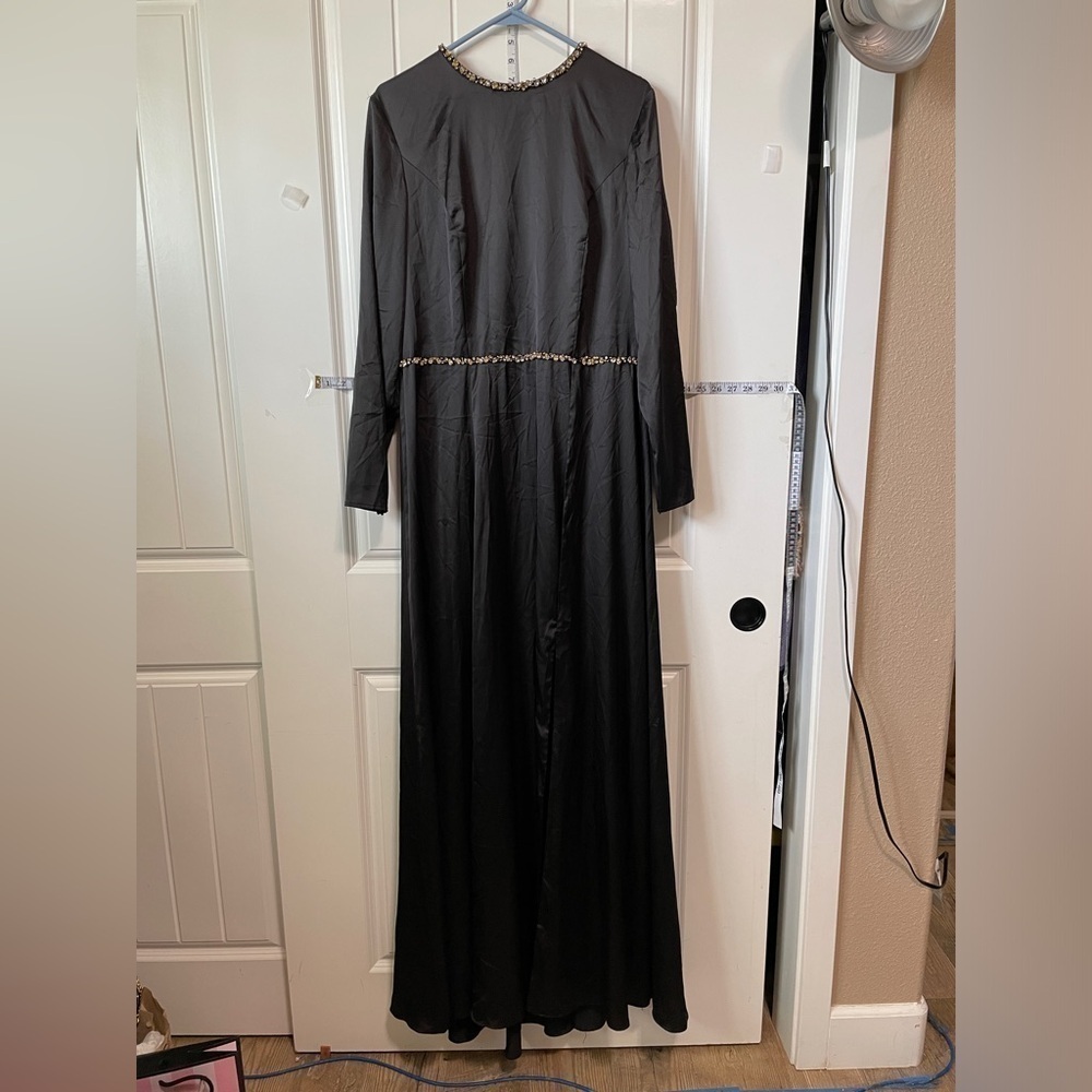 Ieena For Mac Duggal Embellished Satin Long-Sleeve Black A-Line Gown - Picture 6 of 7